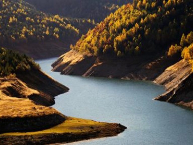 Locuri-si-lacuri-in-Romania