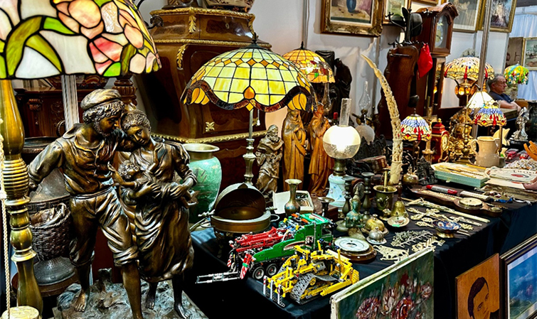 TIBCO si Antique Market 2025